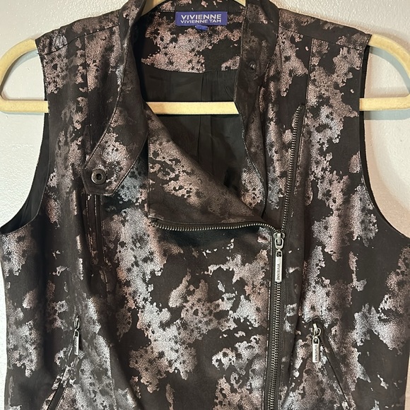 Vivienne Tam Women’s Vest size 8 in excellent condition - Picture 2 of 6